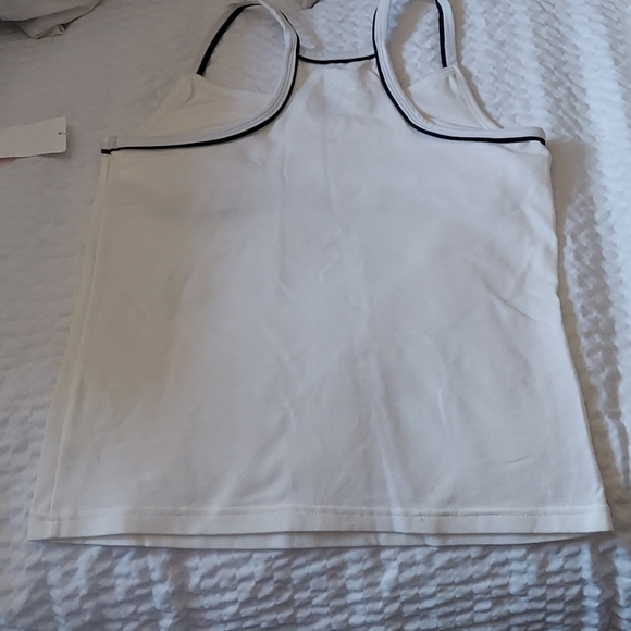 Old Navy Brand New Activewear Top - Picture 3 of 6